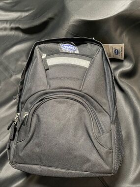 Propac Men's Backpack - Compact Everyday Bag NWOT